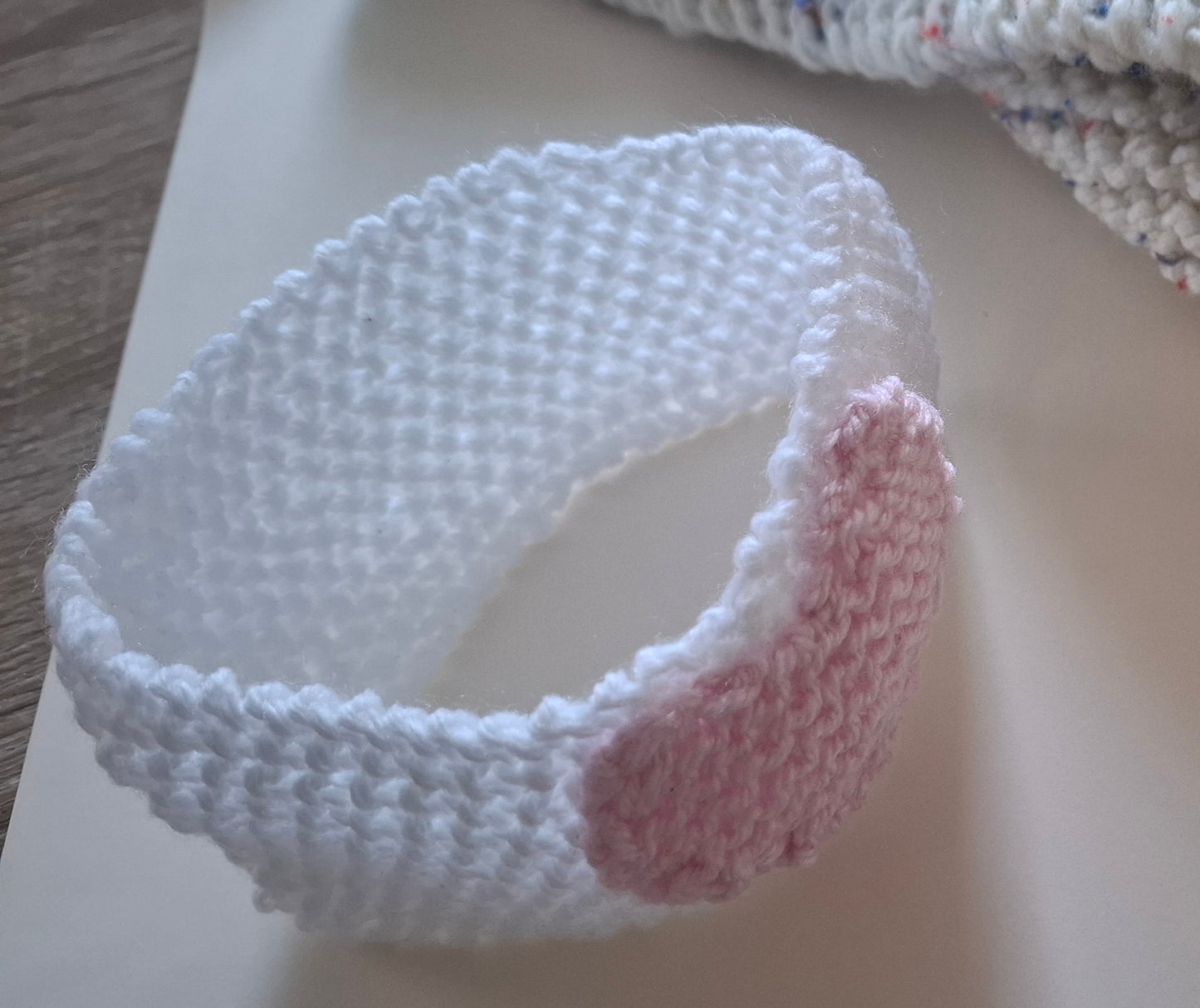 Heart Detail Headband | Handcrafted Baby & Toddler Accessory | Acrylic Yarn